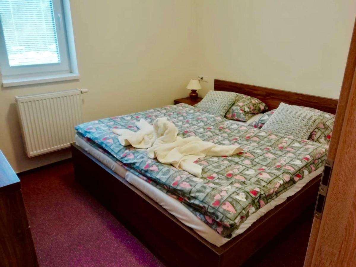 Apartman Lucky-Rea Deménvölgy Kültér fotó