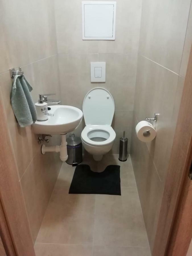 Apartman Lucky-Rea Deménvölgy Kültér fotó